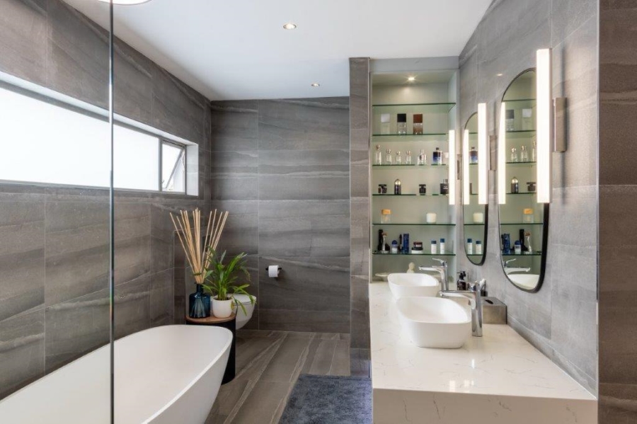 To Let 3 Bedroom Property for Rent in Sunset Beach Western Cape